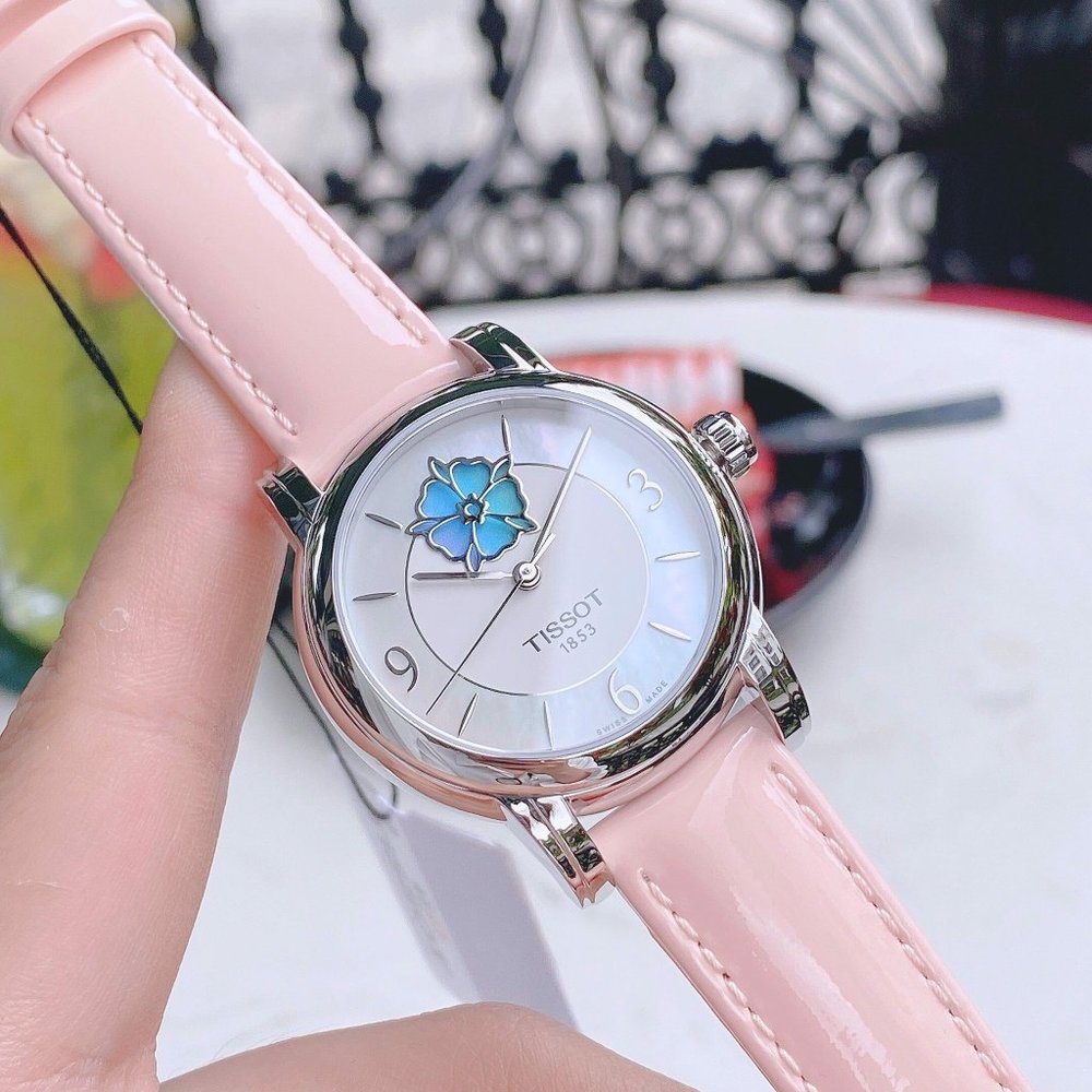 Tissot Luxury Ladies Purple/Pink Heart Watch!